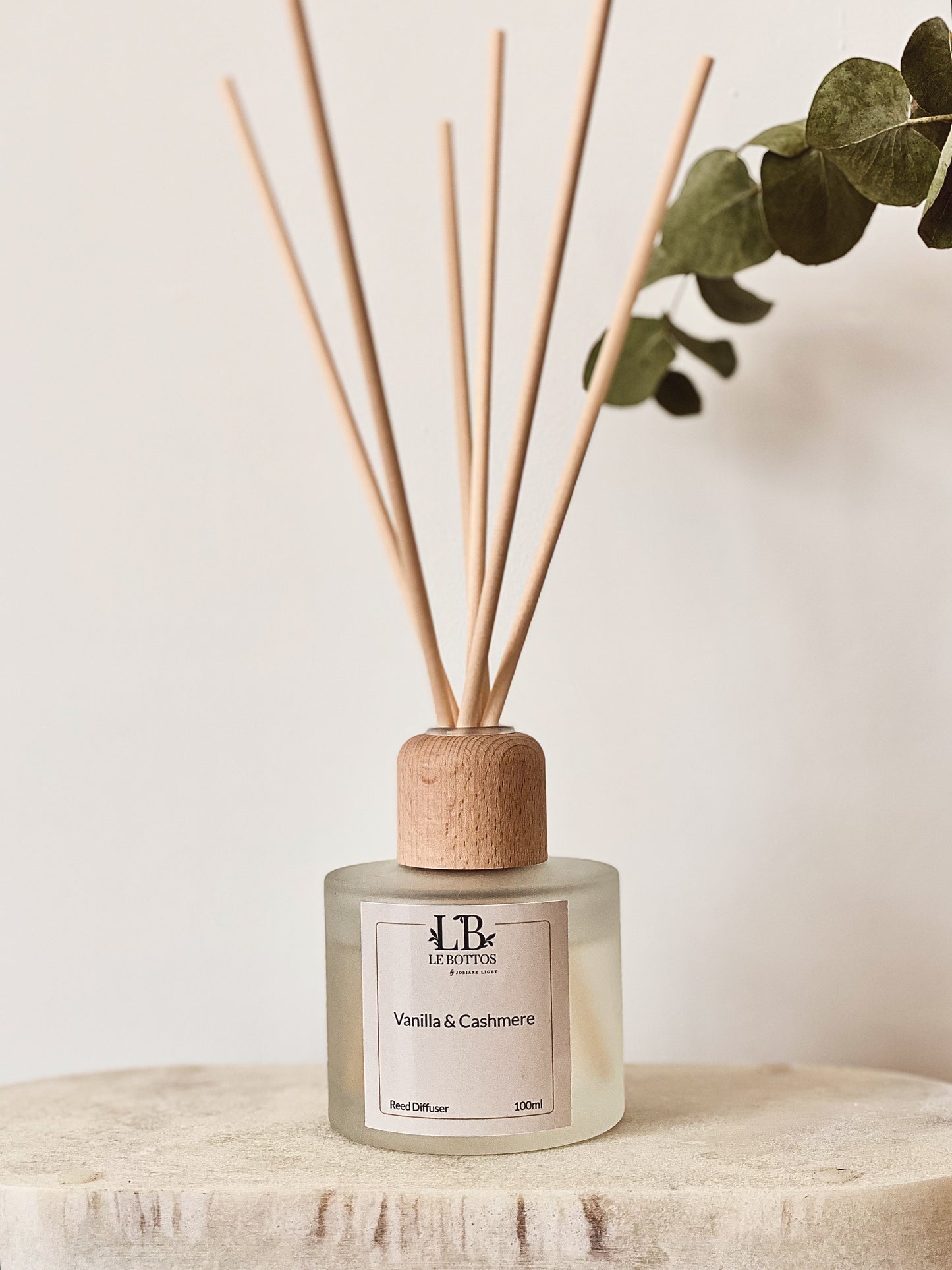Vanilla & Cashmere Reed Diffuser 100ml